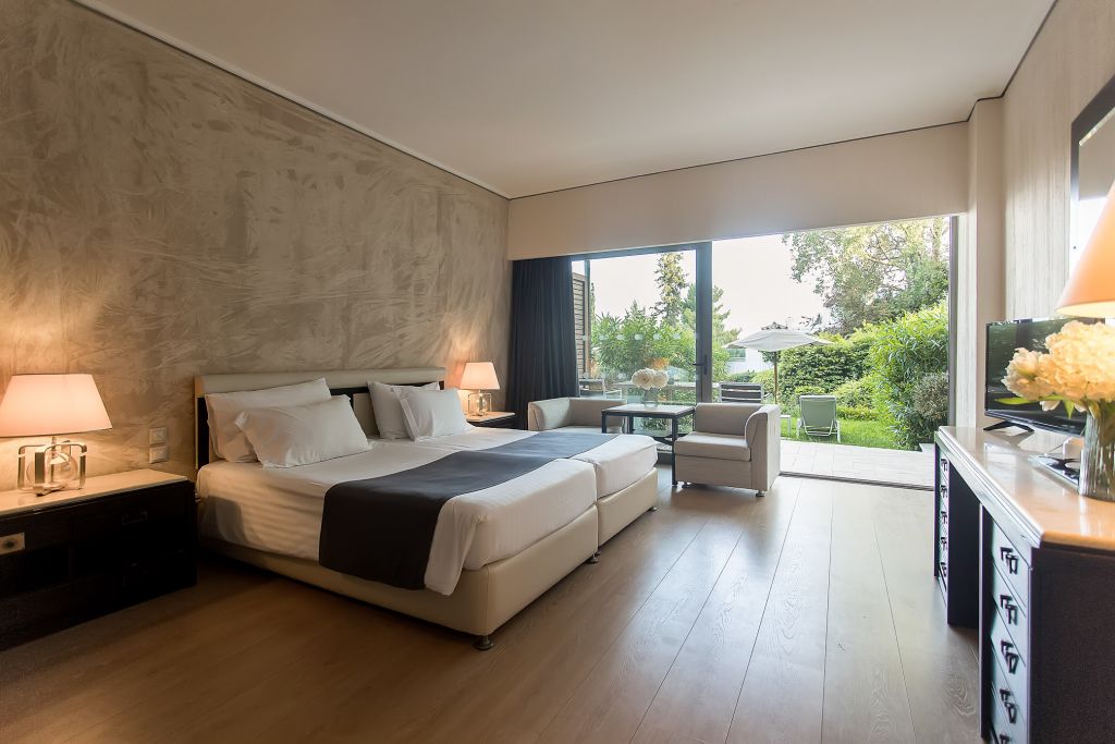 Standard Sea View / Mouse Island View